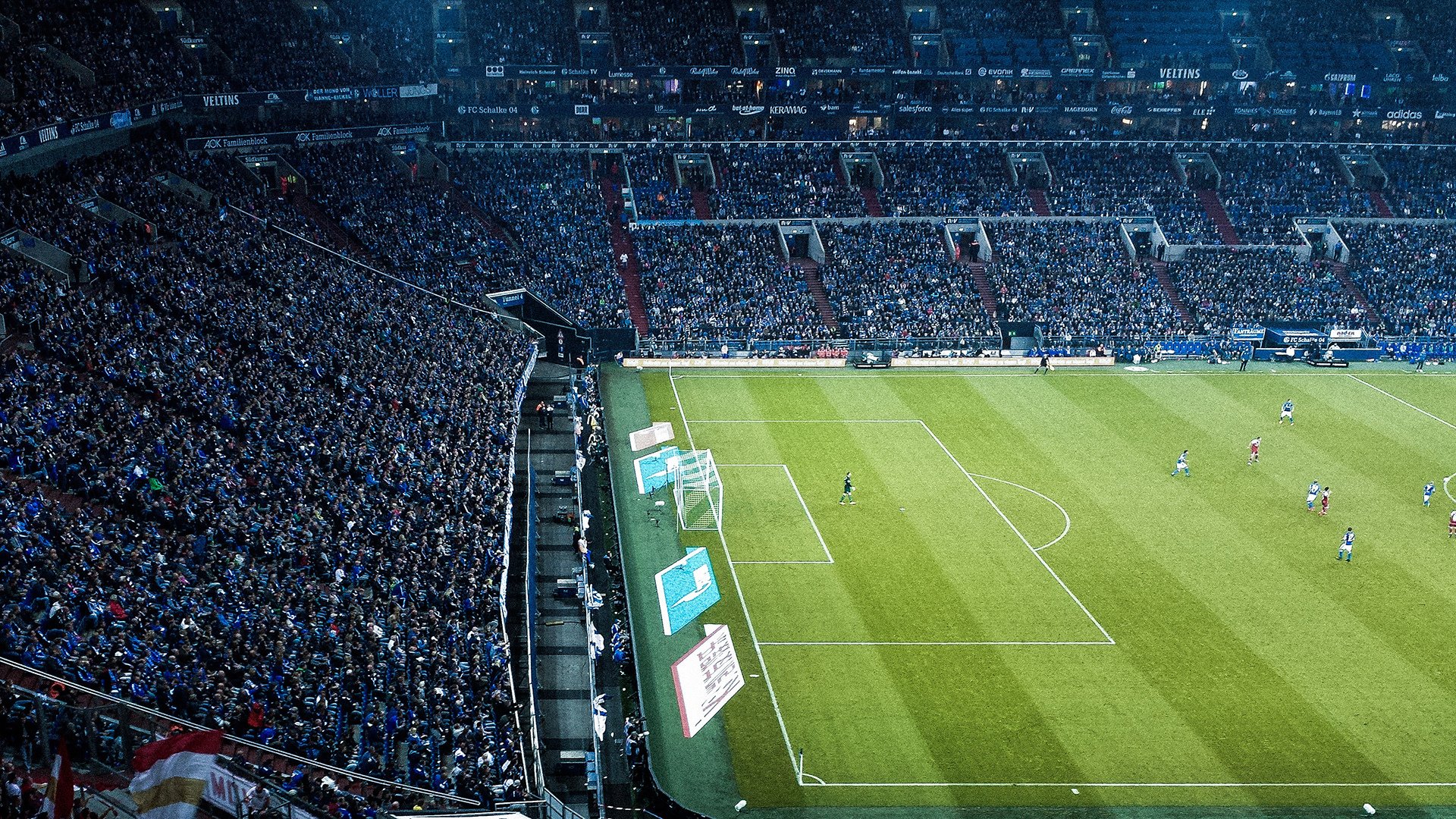 巴斯托尼，一记惊雷，炸碎瑞士铁壁与足球的傲慢